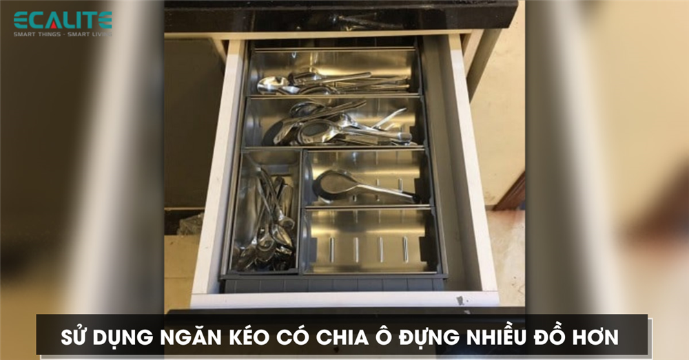 Khay chia muỗng nĩa Ecalite sử dụng ngăn kéo chia ô 