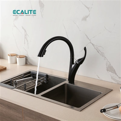 Vòi rửa chén nóng lạnh Pan-tree Ecalite EF-K624B có dây rút
