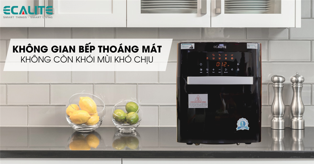 Không gian bếp thoáng mát, thoải mái